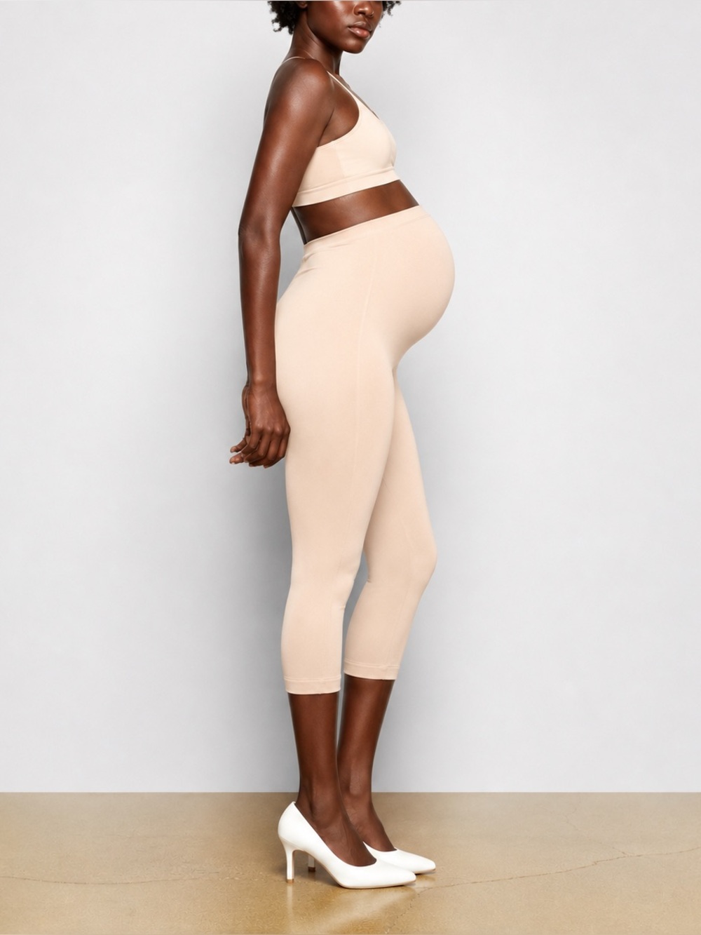 NWOT Skims Maternity Seamless Sculpting Below The Knee Light Beige